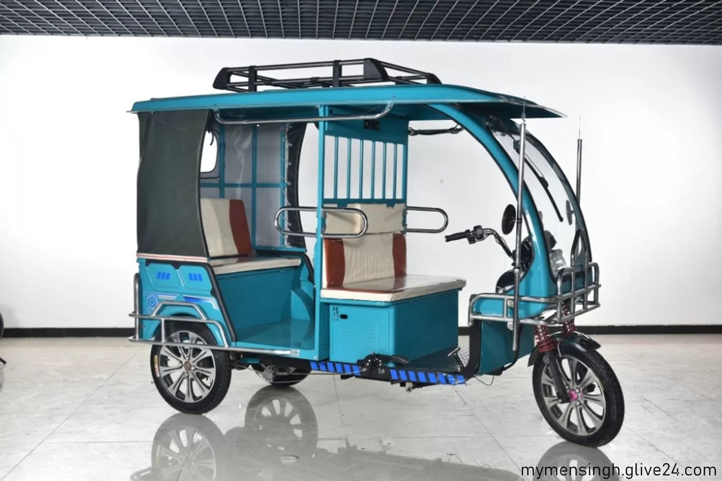 গায়ে ইজিবাইকের ঘষা লাগায় চালককে মারধর পরে মৃত্যু