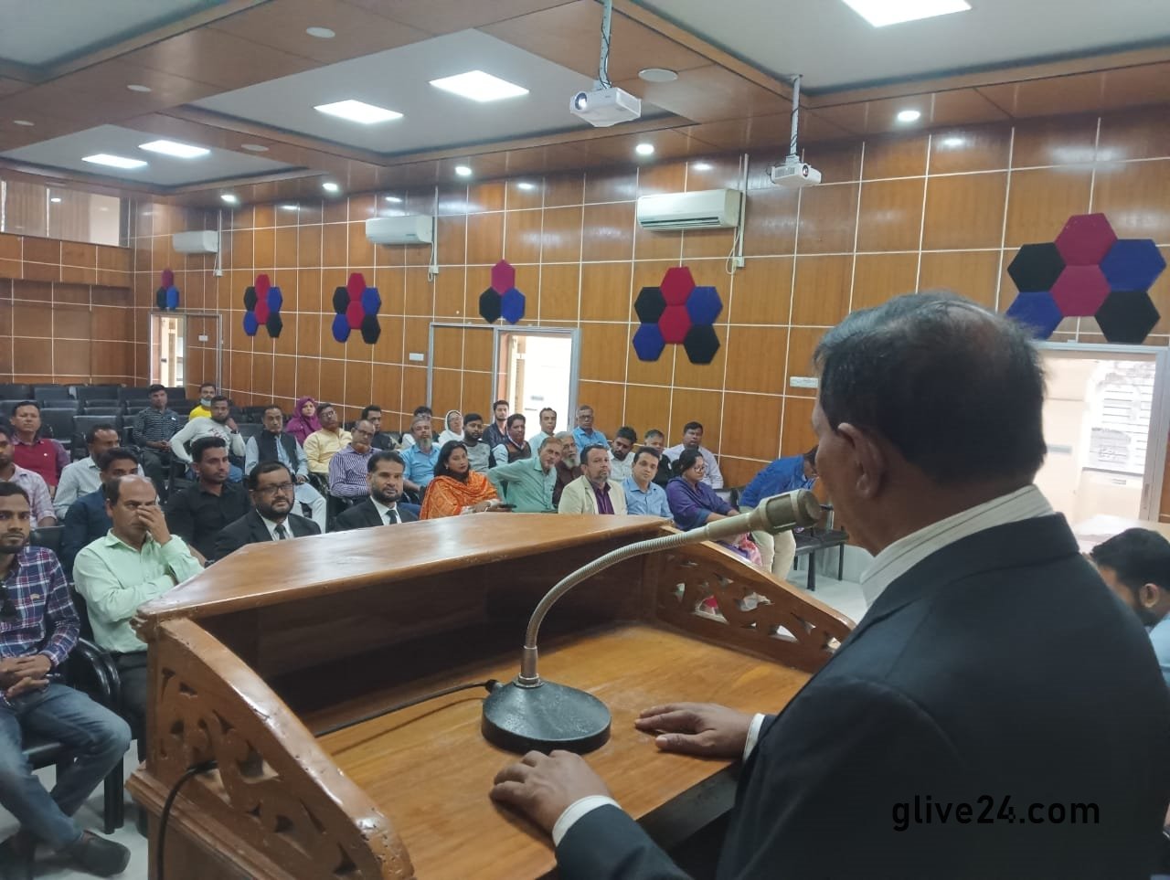 ময়মনসিংহ জেলা আওয়ামীলীগের প্রশিক্ষক প্রশিক্ষণ অনুষ্ঠিত